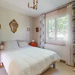 2 Bedroom Beach Front Home In Royan Hébergement de vacances Royan