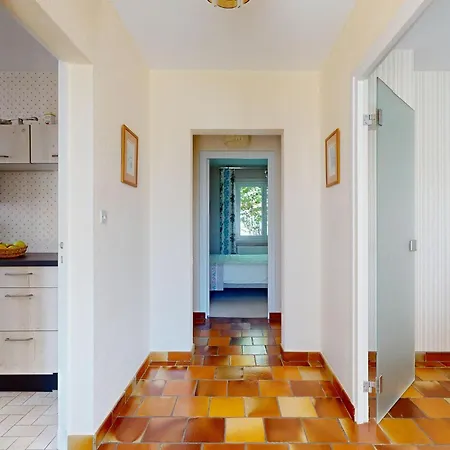 Сasa de vacaciones 2 Bedroom Cozy In Royan