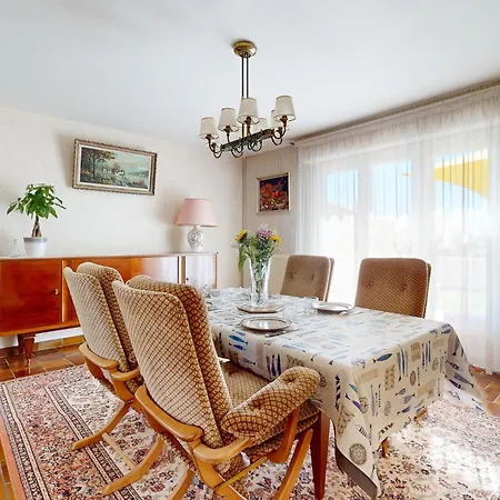 2 Bedroom Beautiful In