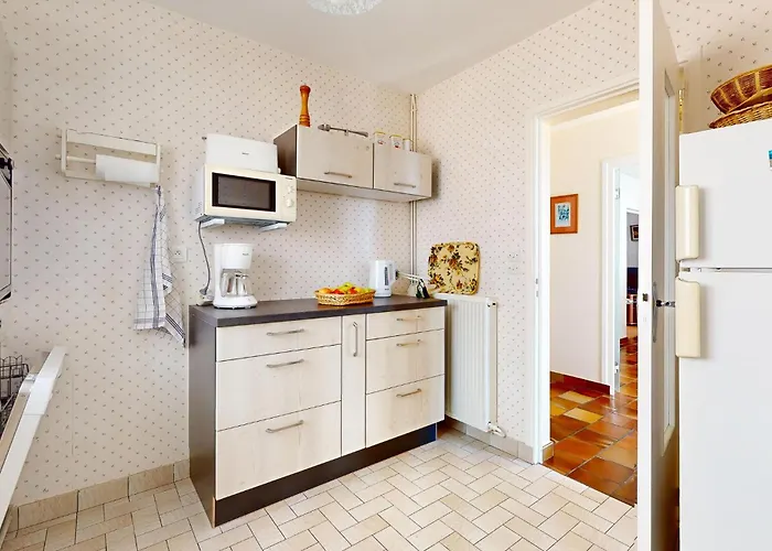2 Bedroom Cozy In Dom wakacyjny *